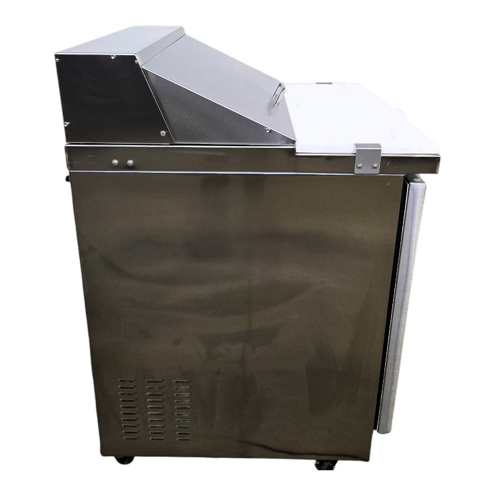 Arctic Air AST28RZ Refrigerated Prep Table