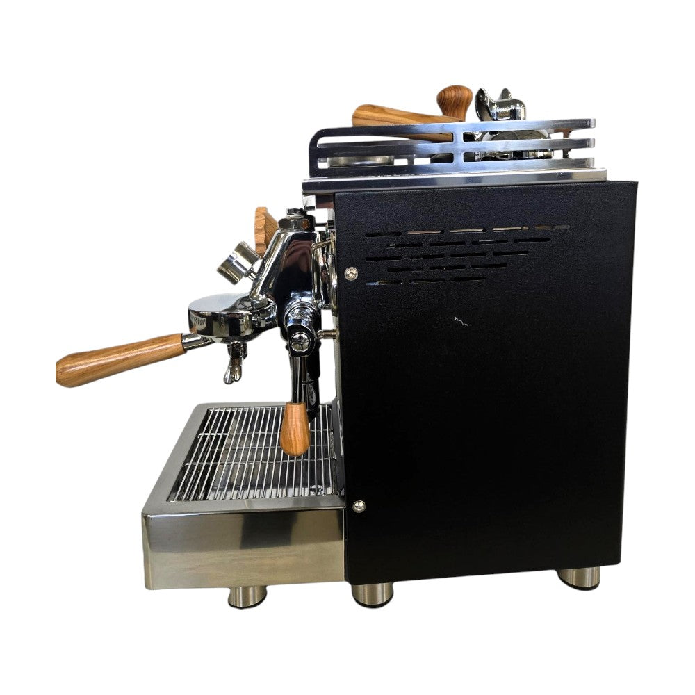 Bellucci Artista Nero Semi Automatic Espresso Machine