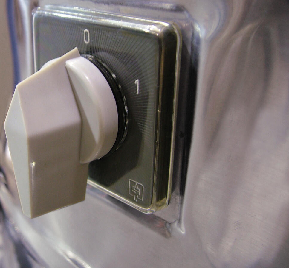 Omcan 22 lb. Heavy Duty Potato Peeler – 110 V, 0.5 HP