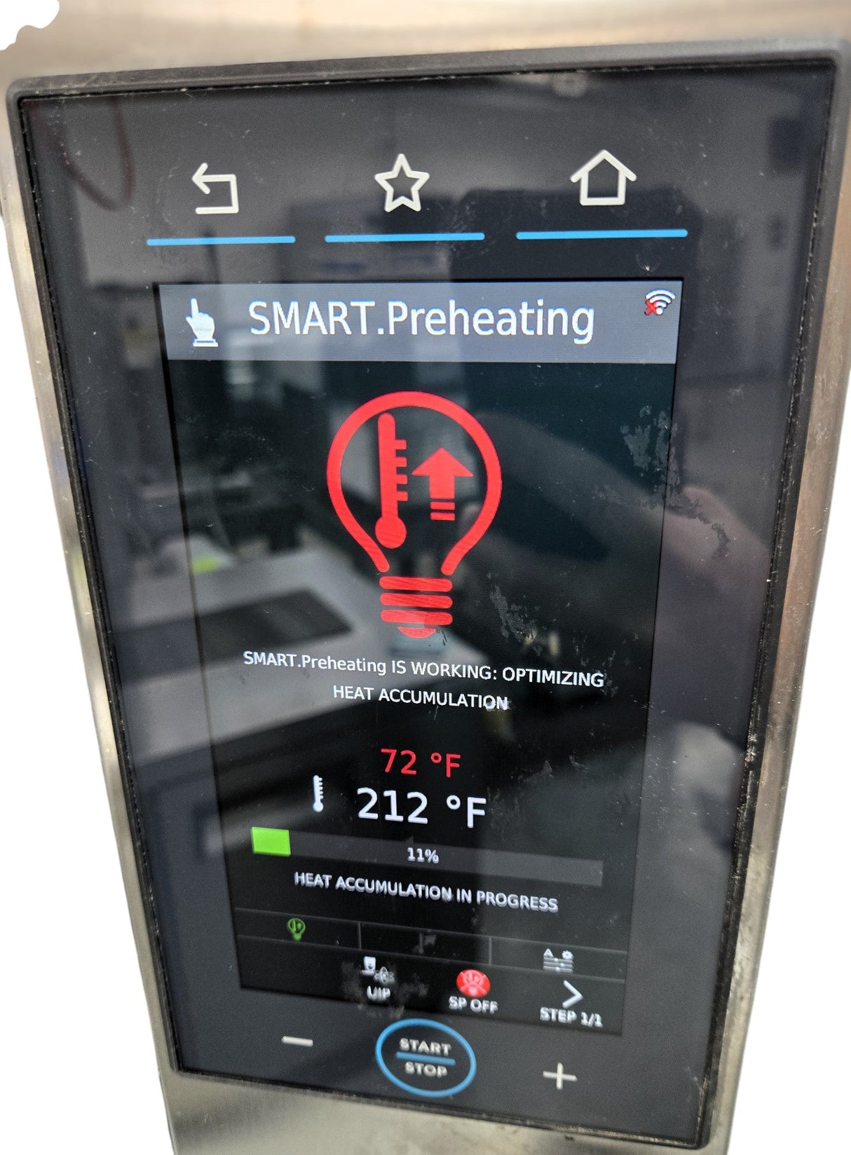 Unox XAVC-06FS-EPRM and XAVHC-HCFS Combi Oven - Electric