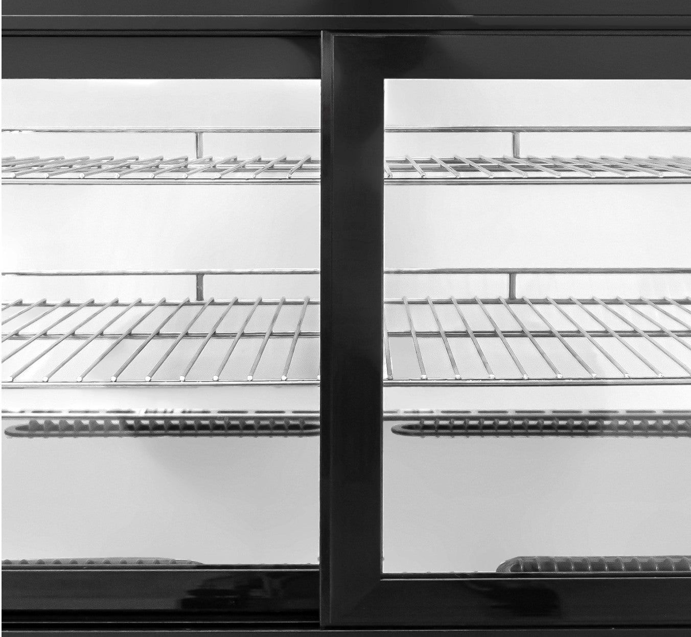 Omcan 28″ Drop-in Refrigerated Showcase 88 Liter (3.11 cu.ft) Capacity