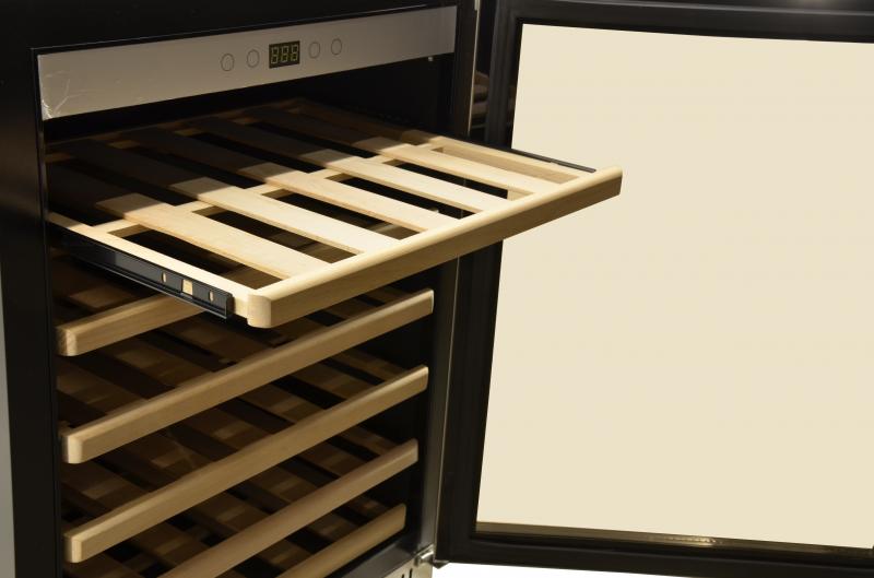 Vinovero 23" Single Zone Wine Cooler with 51 Bottle Capacity and Stainless Steel Door