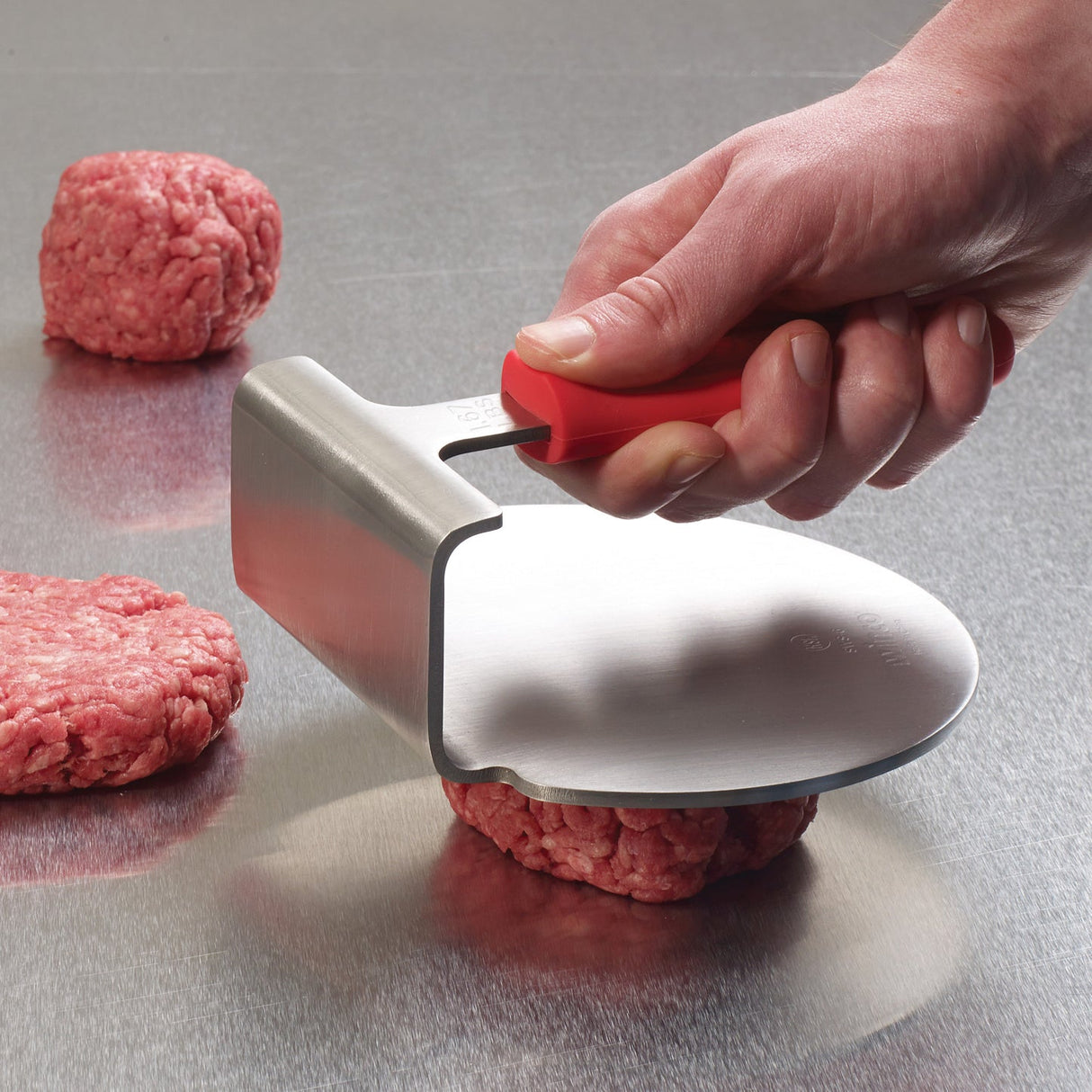 Winco SWS-6 - One-Piece 18/8 Stainless Steel Smashed Burger Press with Red Silicone Sleeve