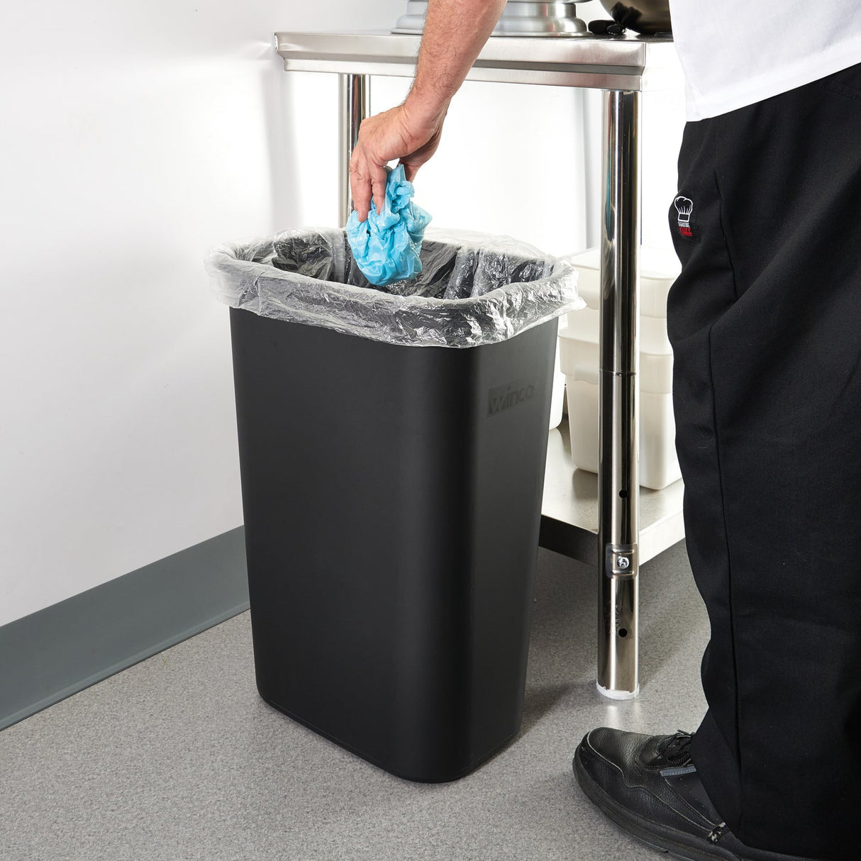 Winco PWR-41K - Waste Baskets - 41 Quart, Black