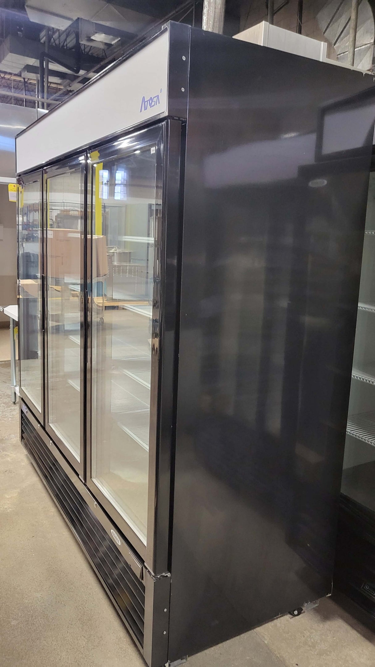 Atosa MCF8728GR # Door Freezer Merchandiser