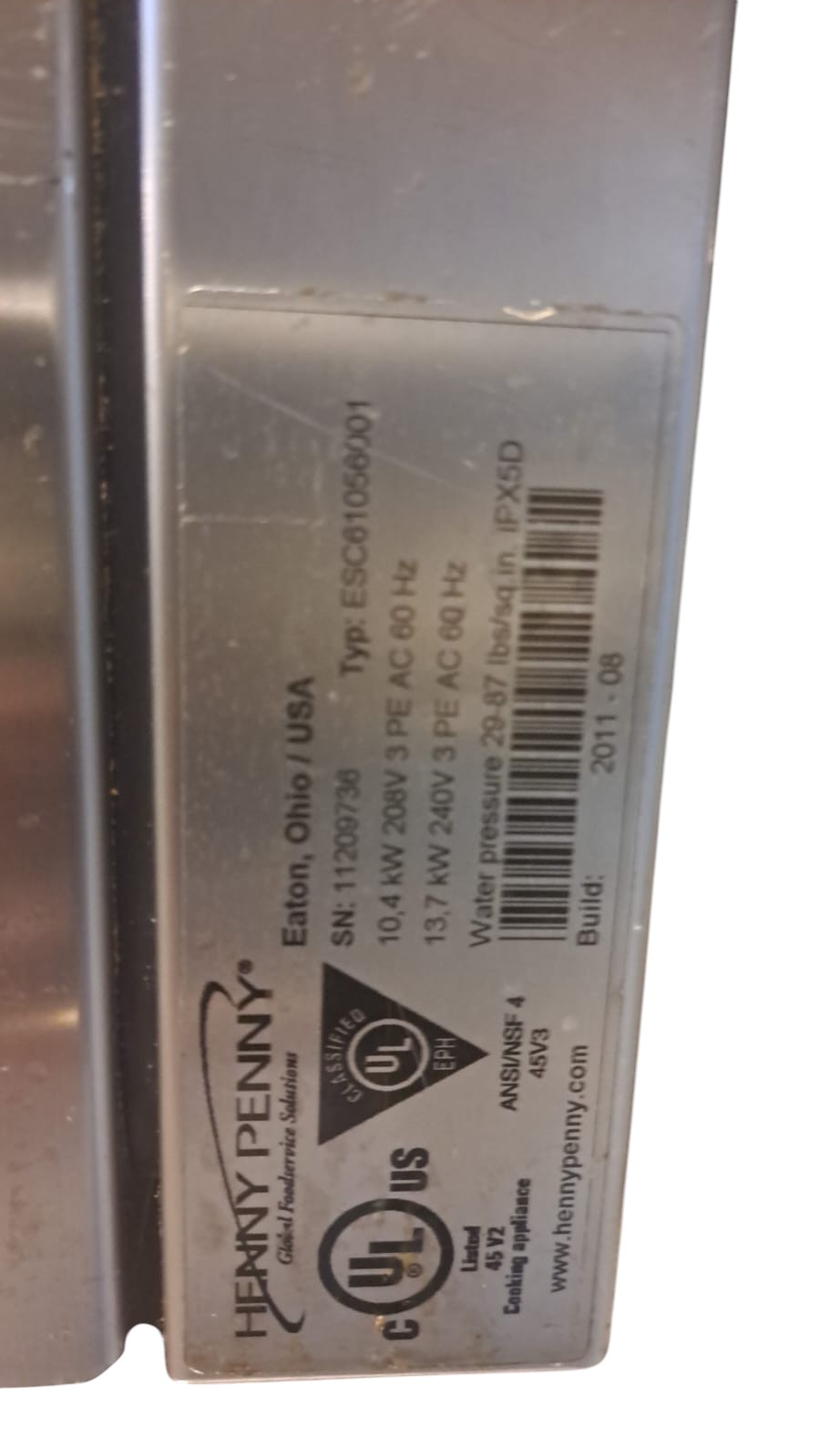 Henny Penny ESC610560-01 Combi Oven and Base