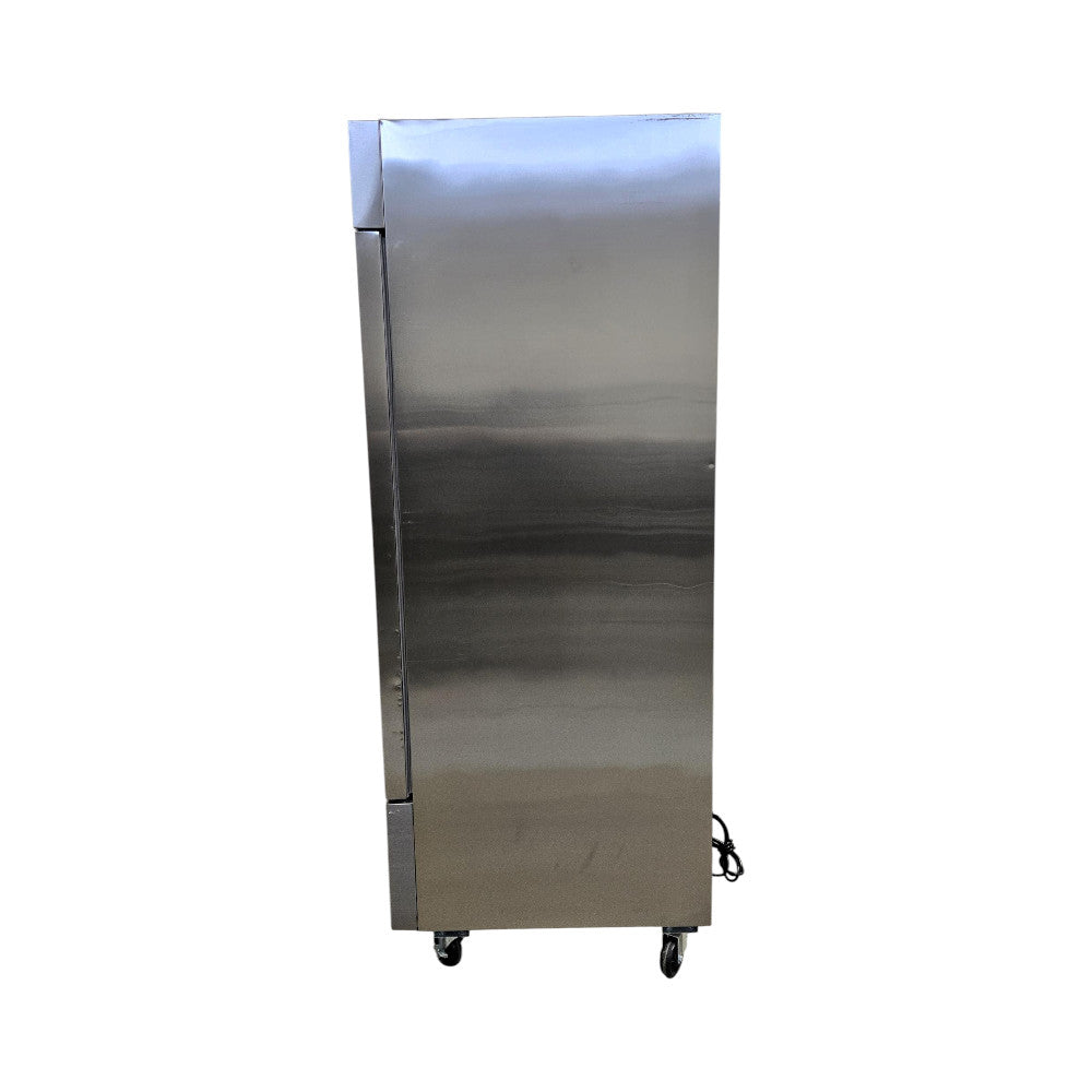 Omcan - CFD-1FF-HC - Freezer - Upright - 1 Solid Door