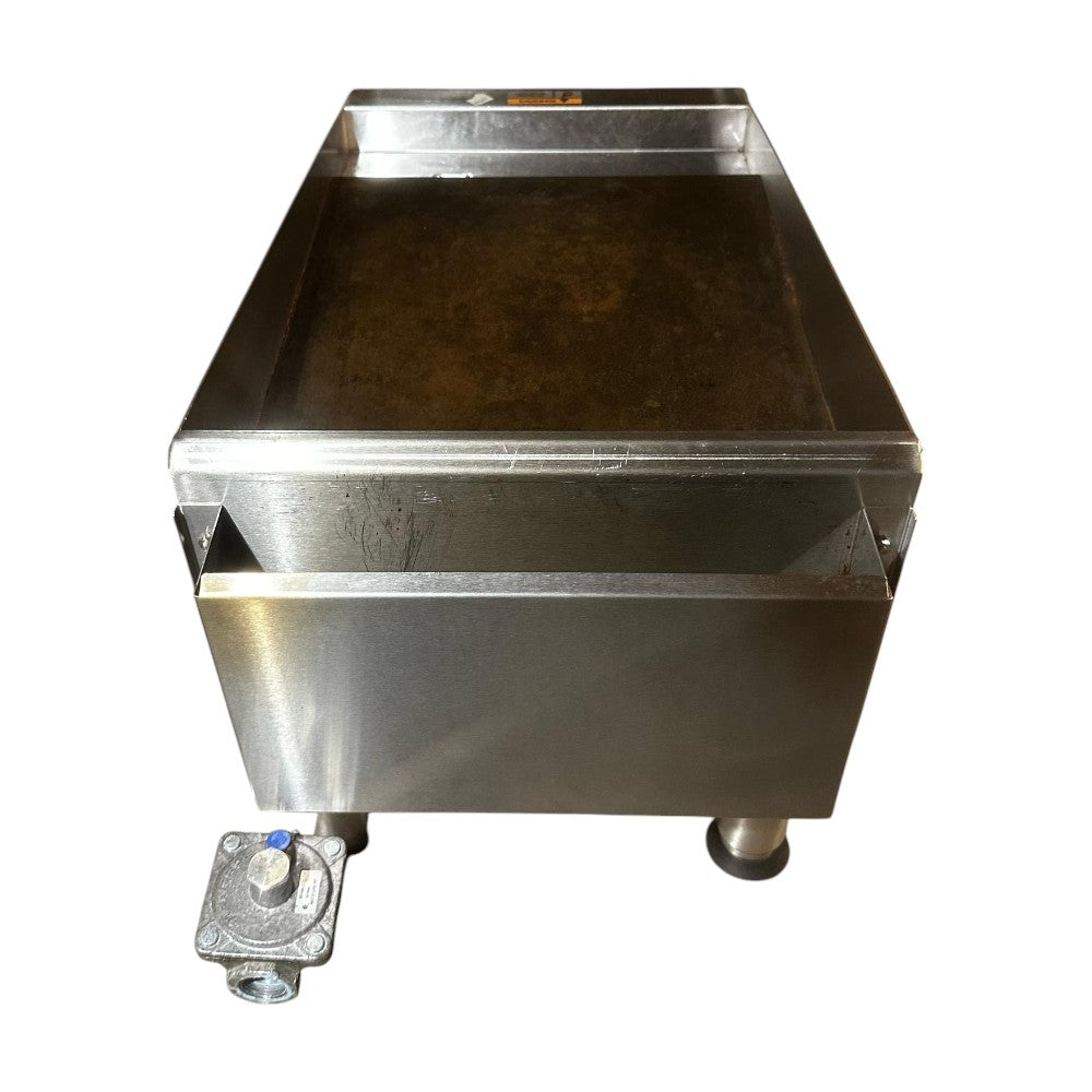 Omcan CE-CN-G15M Gas Griddle - 1 Burner - Natural Gas - Without Zinc Plated