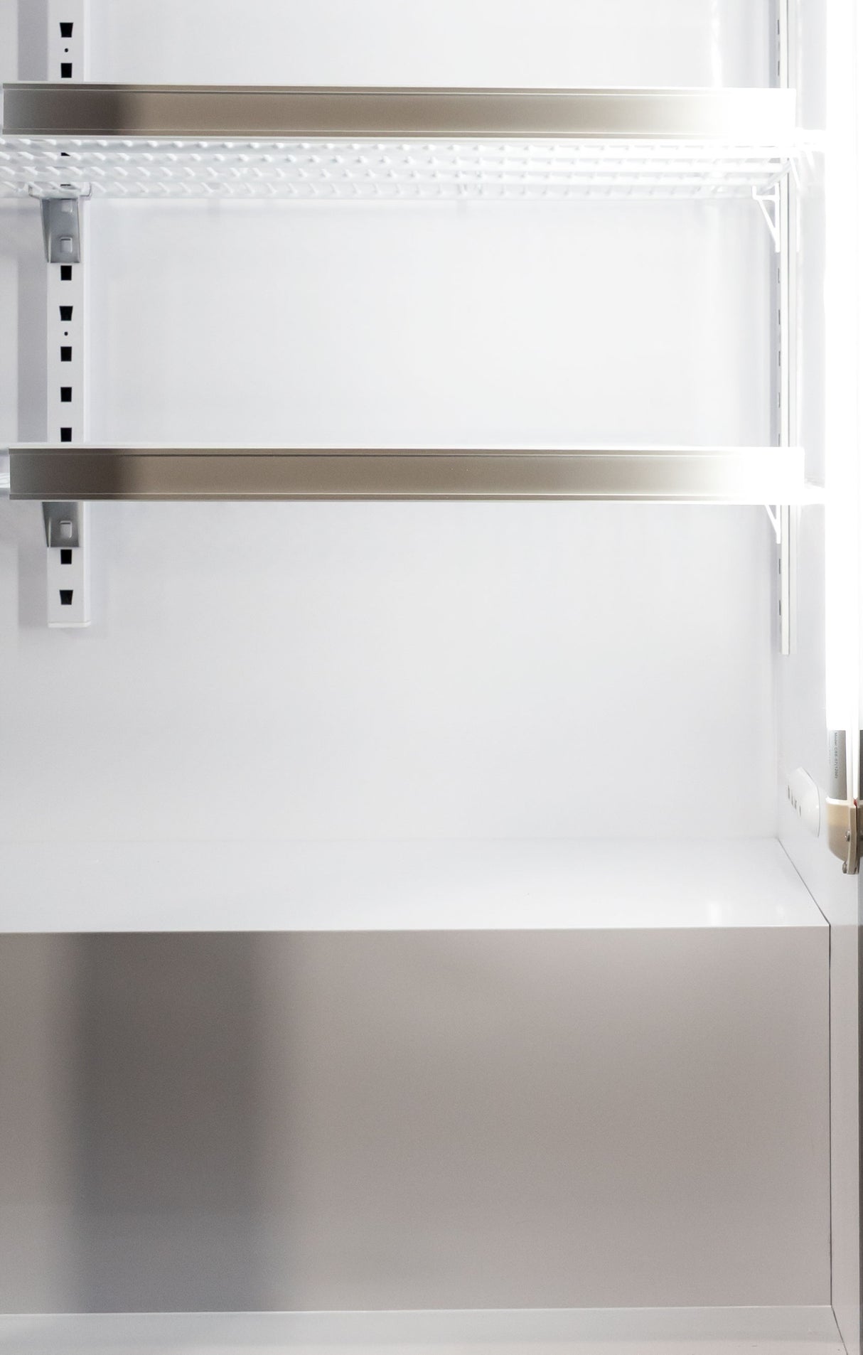 Omcan 48382 - 26" One Glass Door Display Refrigerator with LED Light, 16 cu.ft. (450 L), Black