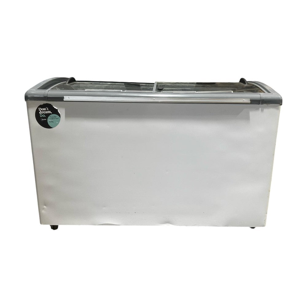 Ojeda NBH-51 Chest Freezer - Scratch on back side